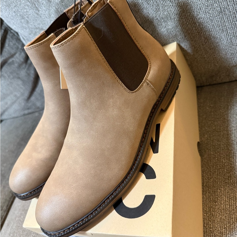 Tan Chelsea Boots